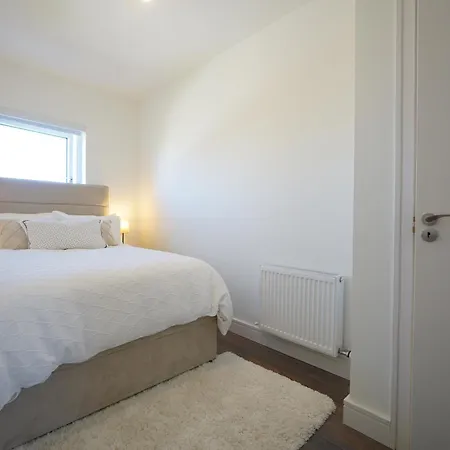 The Dublin Luxe Apartment Newcastle Exterior photo